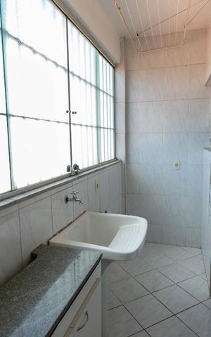 Apartamento à venda com 170m², 3 quartos e 1 vaga Apartamento à venda com 170m², 3 quartos e 1 vagaÁrea de Serviço