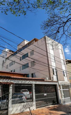 Apartamento à venda com 170m², 3 quartos e 1 vaga Apartamento à venda com 170m², 3 quartos e 1 vagaFachada