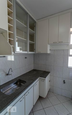 Apartamento à venda com 170m², 3 quartos e 1 vaga Apartamento à venda com 170m², 3 quartos e 1 vagaCozinha