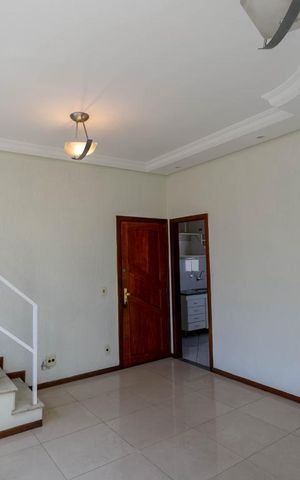 Apartamento à venda com 170m², 3 quartos e 1 vaga Apartamento à venda com 170m², 3 quartos e 1 vagaSala