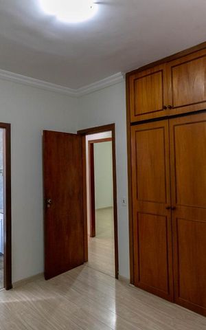 Apartamento à venda com 170m², 3 quartos e 1 vaga Apartamento à venda com 170m², 3 quartos e 1 vagaQuarto Suíte