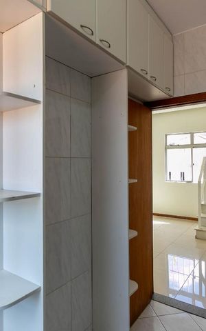 Apartamento à venda com 170m², 3 quartos e 1 vaga Apartamento à venda com 170m², 3 quartos e 1 vagaCozinha
