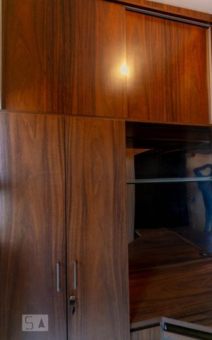 Apartamento à venda com 170m², 3 quartos e 1 vaga Apartamento à venda com 170m², 3 quartos e 1 vagaQuarto de Serviço