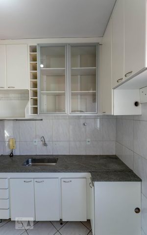 Apartamento à venda com 170m², 3 quartos e 1 vaga Apartamento à venda com 170m², 3 quartos e 1 vagaCozinha
