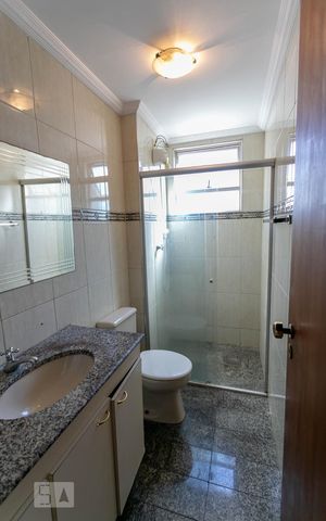 Apartamento à venda com 170m², 3 quartos e 1 vaga Apartamento à venda com 170m², 3 quartos e 1 vagaBanheiro Social