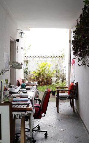 Casa à venda com 130m², 3 quartos e 2 vagasCorredor