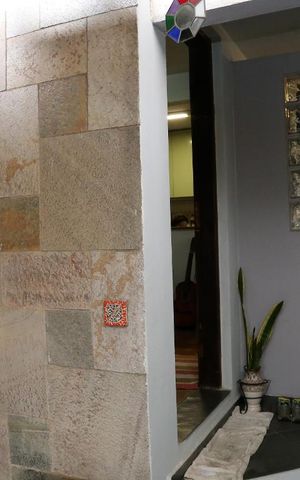 Casa à venda com 130m², 3 quartos e 2 vagasEntrada