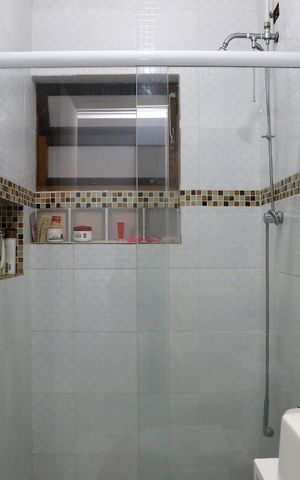 Casa à venda com 130m², 3 quartos e 2 vagasBanheiro Social