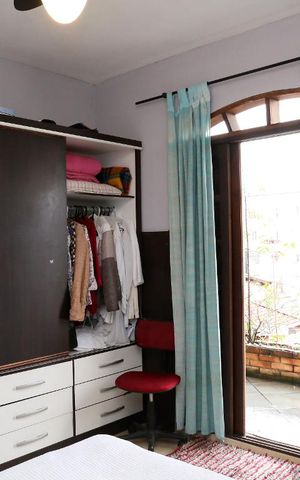 Casa à venda com 130m², 3 quartos e 2 vagasQuarto 1