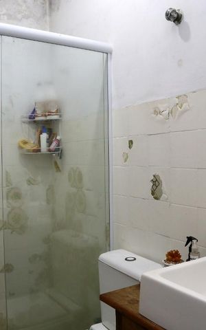 Casa à venda com 130m², 3 quartos e 2 vagasBanheiro da Suíte