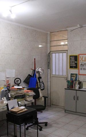 Casa à venda com 195m², 3 quartos e 2 vagasEscritorio