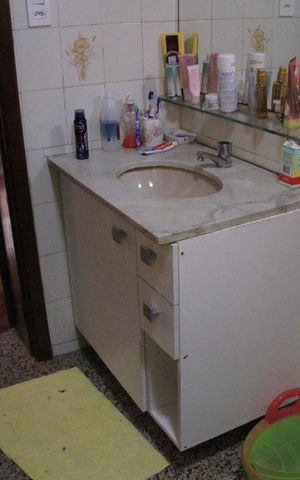 Casa à venda com 195m², 3 quartos e 2 vagasBanheiro Suiite