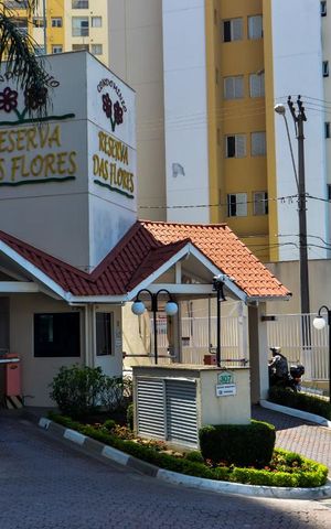 Casa de condomínio à venda com 160m², 3 quartos e 3 vagasFachada