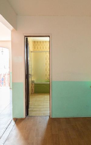 Casa à venda com 300m², 4 quartos e 3 vagas Casa à venda com 300m², 4 quartos e 3 vagasSuíte 2