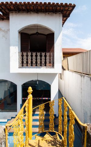 Casa à venda com 300m², 4 quartos e 3 vagas Casa à venda com 300m², 4 quartos e 3 vagasÁrea externa