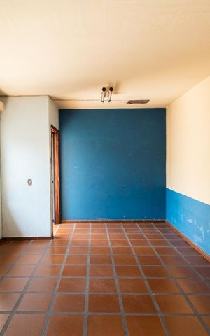 Casa à venda com 300m², 4 quartos e 3 vagas Casa à venda com 300m², 4 quartos e 3 vagasQuarto extra