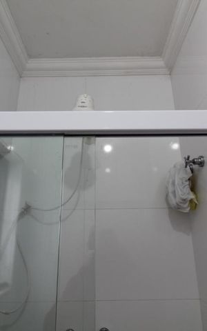 Casa à venda com 177m², 3 quartos e 8 vagasBanheiro Suite 2