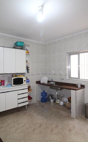 Casa à venda com 177m², 3 quartos e 8 vagasCozinha