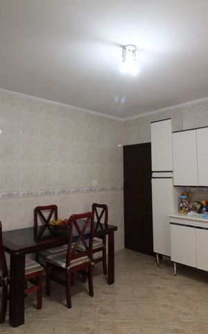 Casa à venda com 177m², 3 quartos e 8 vagasCozinha