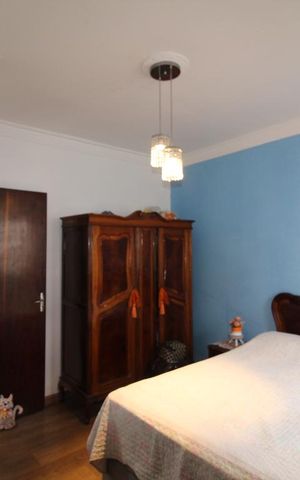 Casa à venda com 177m², 3 quartos e 8 vagasSuite 3