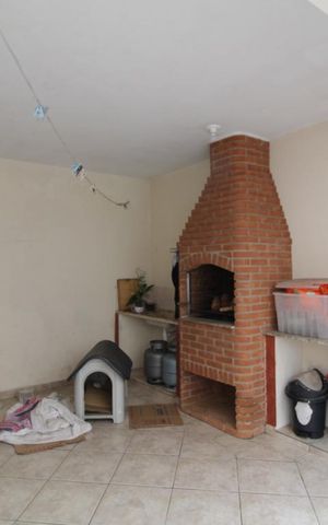 Casa à venda com 177m², 3 quartos e 8 vagasChurrasqueira