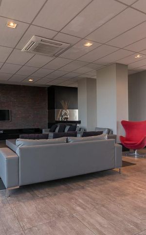 Studio à venda com 68m², 1 quarto e 1 vaga Studio à venda com 68m², 1 quarto e 1 vagaÁrea comum - Salão de festas