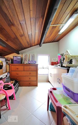 Casa à venda com 148m², 3 quartos e 2 vagasSótão 