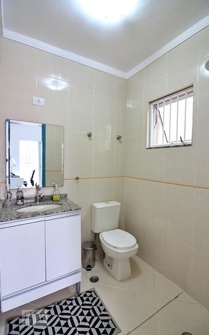 Casa à venda com 148m², 3 quartos e 2 vagasBanheiro da Suíte