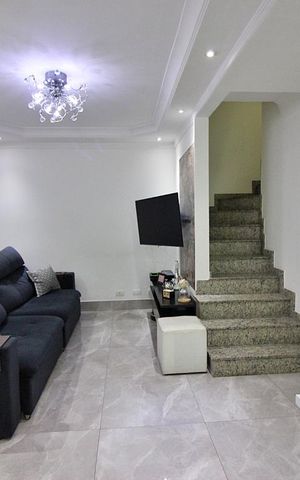 Casa à venda com 148m², 3 quartos e 2 vagasSala 
