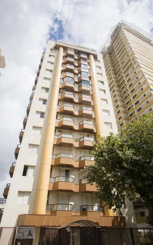 Apartamento para alugar com 65m², 2 quartos e 1 vagaFachada