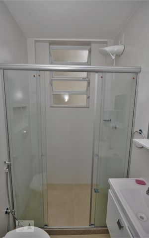 Apartamento para alugar com 35m², 1 quarto e sem vagaBanheiro da Suíte