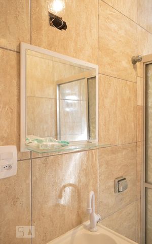 Casa para alugar com 100m², 2 quartos e sem vagaBanheiro