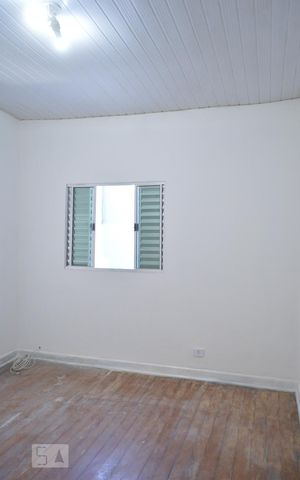 Casa para alugar com 100m², 2 quartos e sem vagaQuarto 1