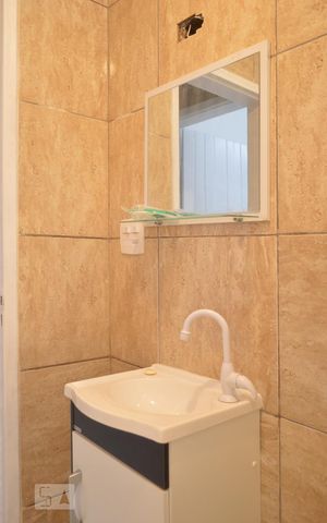 Casa para alugar com 100m², 2 quartos e sem vagaBanheiro
