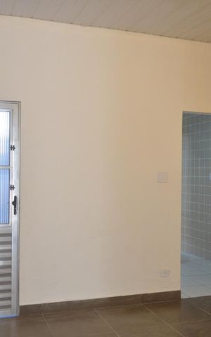 Casa para alugar com 100m², 2 quartos e sem vagaSala
