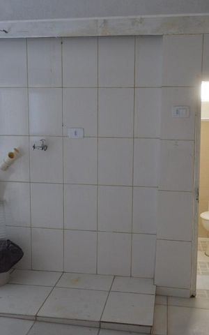 Casa para alugar com 100m², 2 quartos e sem vagaÁrea de serviço
