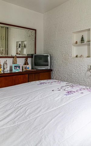 Apartamento à venda com 195m², 3 quartos e 2 vagas Apartamento à venda com 195m², 3 quartos e 2 vagasQuarto 2