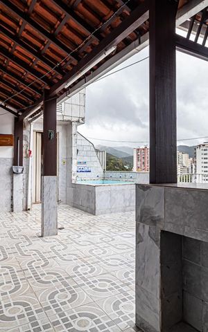 Apartamento à venda com 195m², 3 quartos e 2 vagas Apartamento à venda com 195m², 3 quartos e 2 vagasÁrea Externa