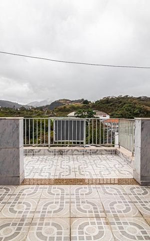 Apartamento à venda com 195m², 3 quartos e 2 vagas Apartamento à venda com 195m², 3 quartos e 2 vagasÁrea Externa