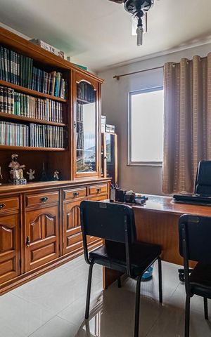 Apartamento à venda com 195m², 3 quartos e 2 vagas Apartamento à venda com 195m², 3 quartos e 2 vagasQuarto 1