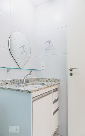 Apartamento à venda com 66m², 2 quartos e 2 vagas Apartamento à venda com 66m², 2 quartos e 2 vagasBanheiro Social