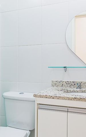 Apartamento à venda com 66m², 2 quartos e 2 vagas Apartamento à venda com 66m², 2 quartos e 2 vagasBanheiro Social