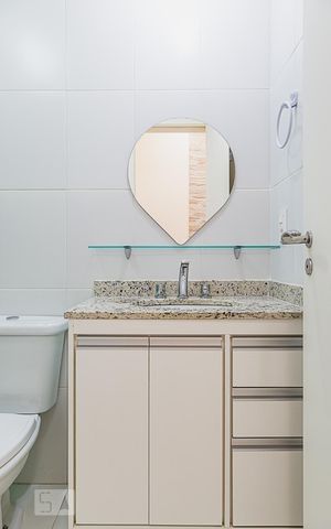 Apartamento à venda com 66m², 2 quartos e 2 vagas Apartamento à venda com 66m², 2 quartos e 2 vagasBanheiro Social
