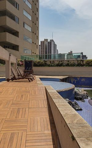 Apartamento à venda com 66m², 2 quartos e 2 vagas Apartamento à venda com 66m², 2 quartos e 2 vagasÁrea comum - Piscina