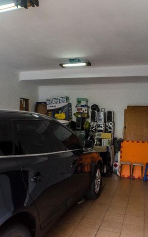 Casa à venda com 149m², 3 quartos e 4 vagasGaragem