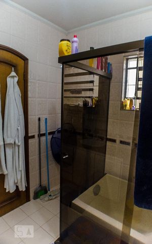 Casa à venda com 149m², 3 quartos e 4 vagasBanheiro da Suíte