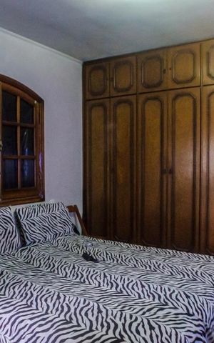 Casa à venda com 149m², 3 quartos e 4 vagasSuíte