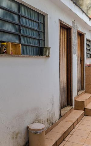 Casa à venda com 149m², 3 quartos e 4 vagasQuarto de Serviço