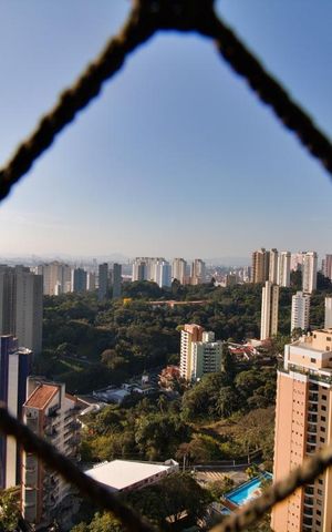 Apartamento para alugar com 480m², 4 quartos e 4 vagas Apartamento para alugar com 480m², 4 quartos e 4 vagasVista da Varanda da Sala