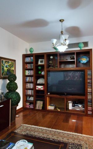 Apartamento para alugar com 480m², 4 quartos e 4 vagas Apartamento para alugar com 480m², 4 quartos e 4 vagasSala de TV